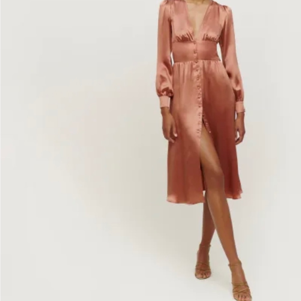 Stunning brand new NWT Reformation Nicola dress in Praline Size 12!
